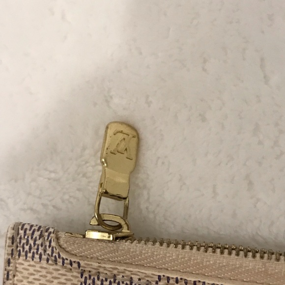 Louis Vuitton Neverfull GM POUCH - Picture 2 of 8